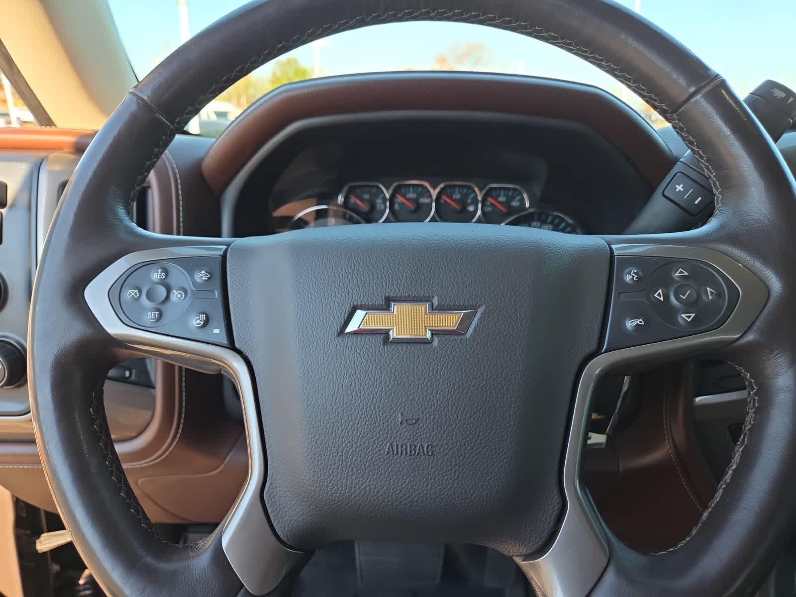 Used 2016 Chevrolet Silverado 1500 High Country w/ High Country Premium Package AWD/4WD image 23