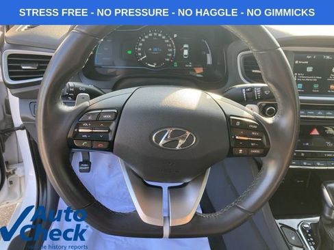 Used 2019 Hyundai Ioniq SEL image 18