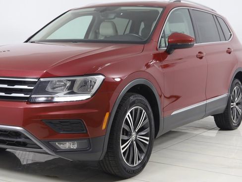 Used 2018 Volkswagen Tiguan SEL w/ 3rd Row Seat Package image 58