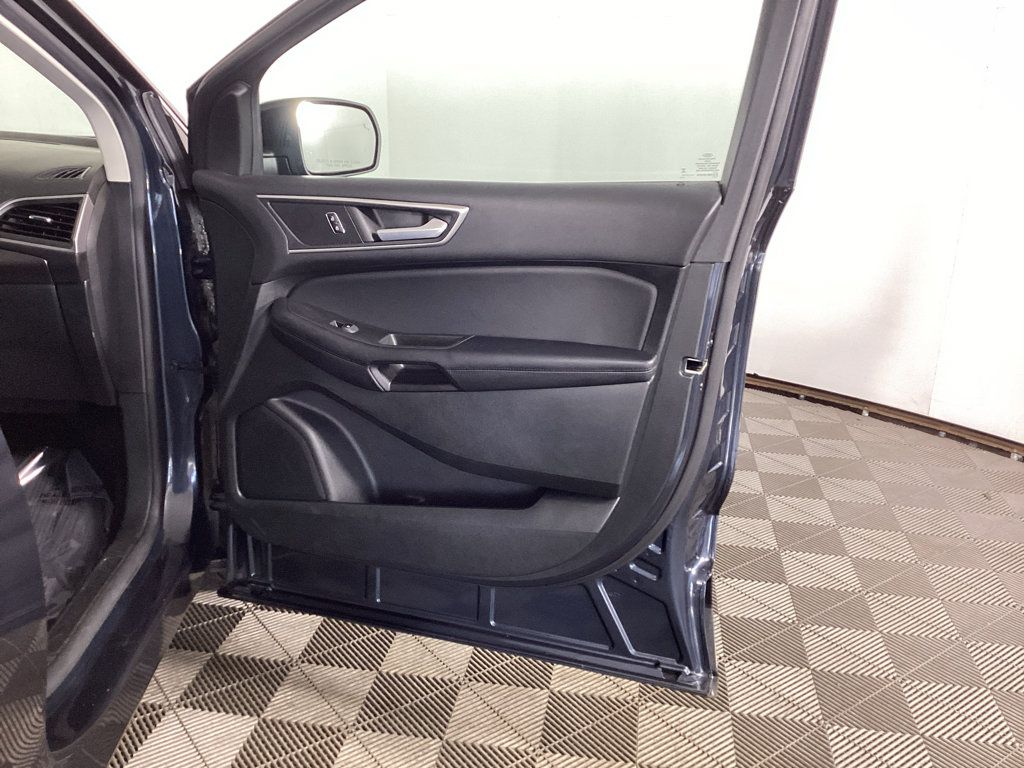 Used 2023 Ford Edge SEL w/ Convenience Package AWD/4WD image 8