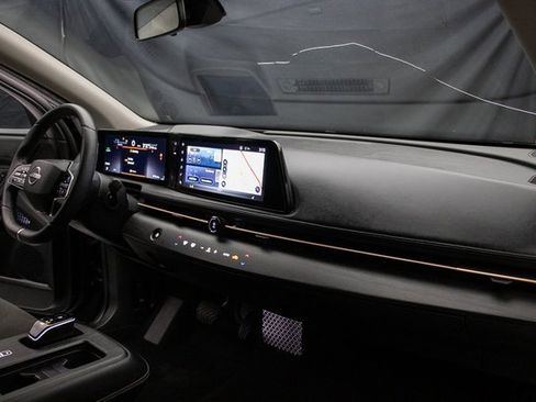 Used 2024 Nissan Ariya FWD image 15