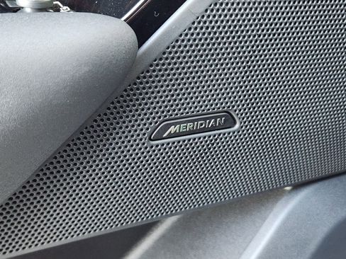 Certified 2023 Land Rover Range Rover Velar R-Dynamic S image 26