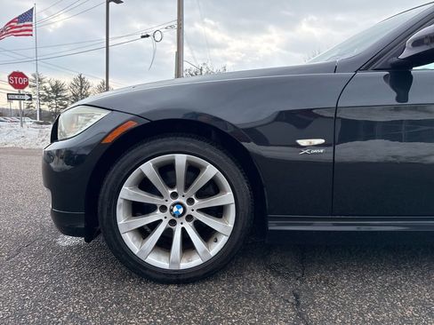 Used 2011 BMW 328i xDrive Sedan image 8