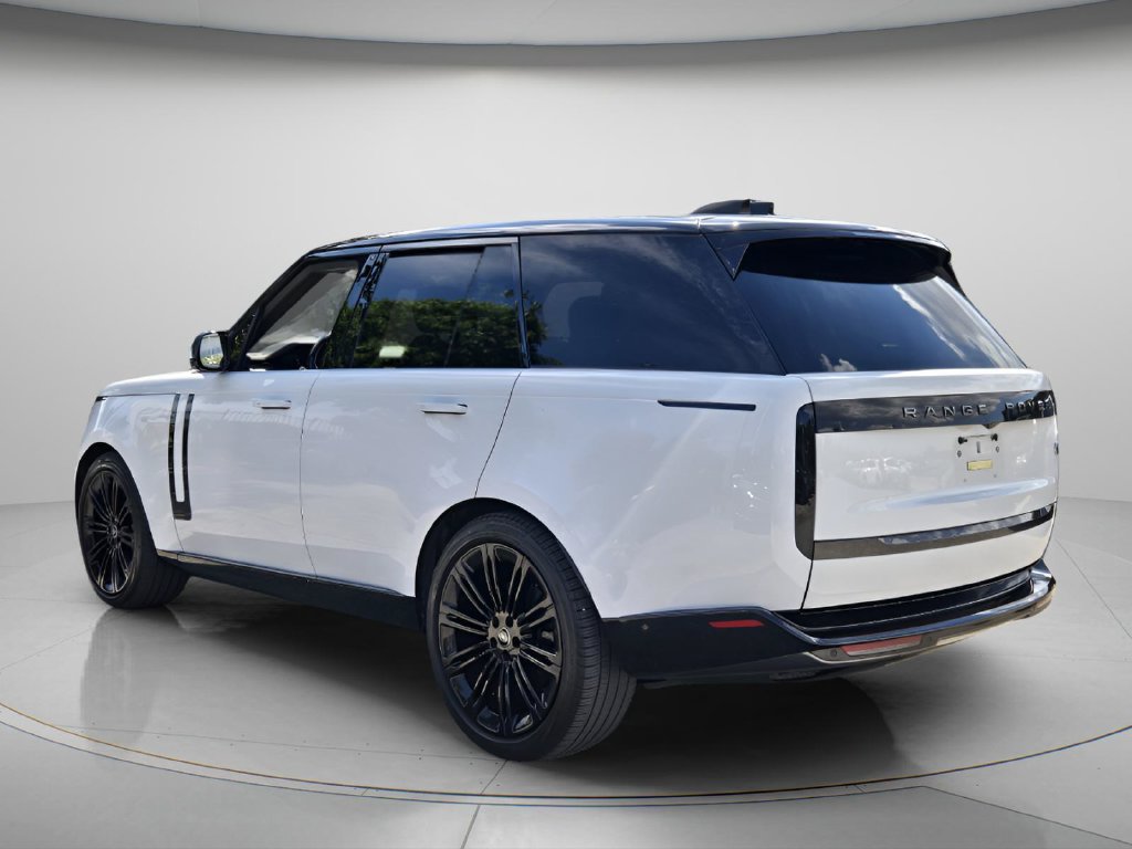 Used 2023 Land Rover Range Rover SE AWD/4WD image 7