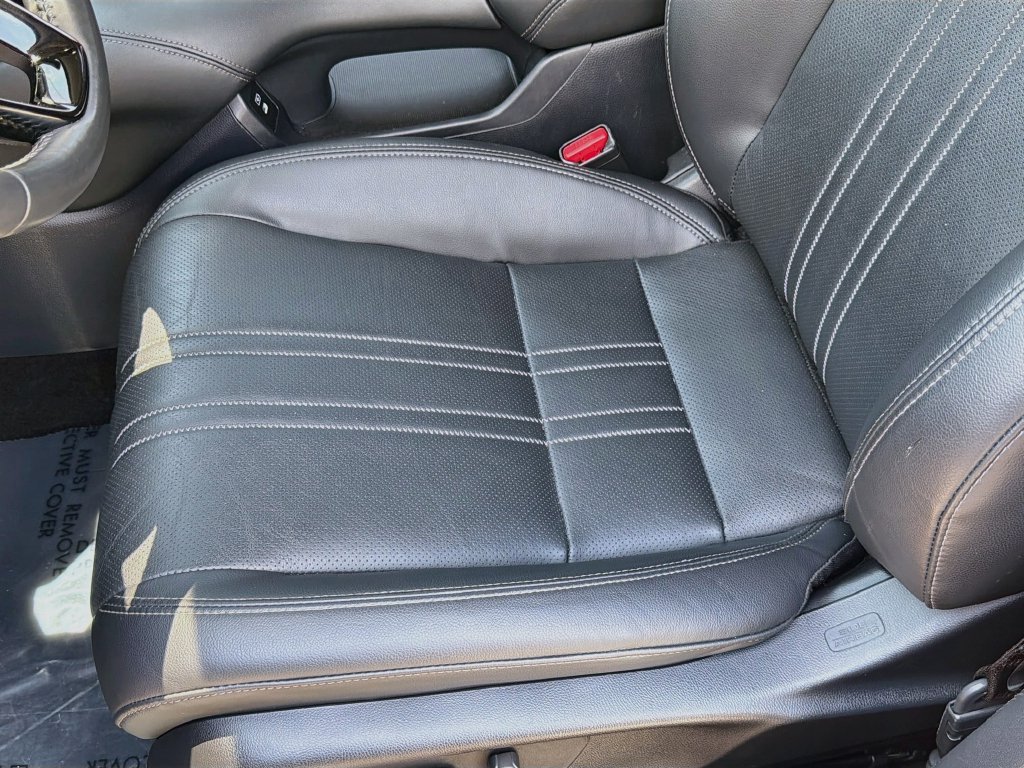 Certified 2024 Honda HR-V EX-L image 17