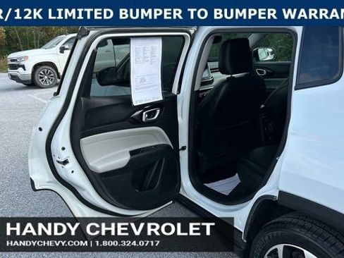 Used 2022 Jeep Compass Limited image 29