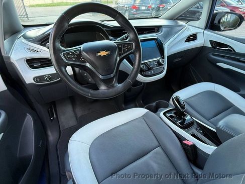 Used 2017 Chevrolet Bolt Premier w/ Driver Confidence II Package FWD image 13