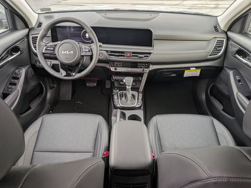 New 2026 Kia Seltos EX w/ EX Sunroof Package AWD/4WD image 10
