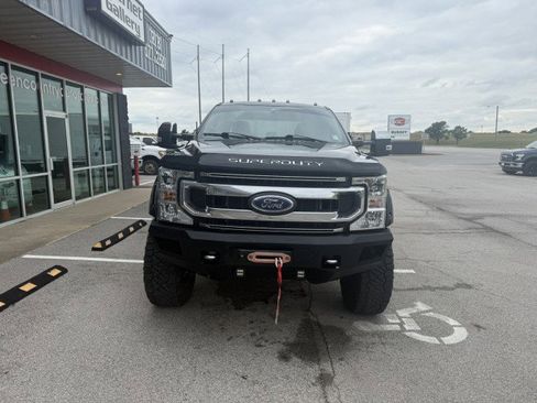 Used 2022 Ford F350 XLT w/ XLT Premium Package image 11