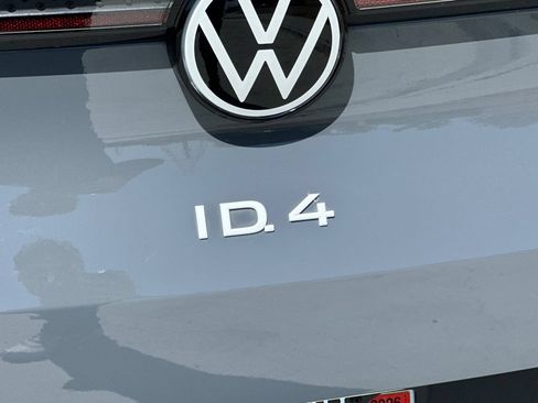 Used 2023 Volkswagen ID.4 Pro S AWD/4WD image 27
