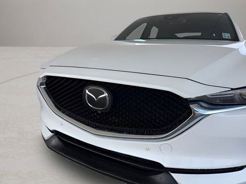 Used 2019 MAZDA CX-5 Signature image 2