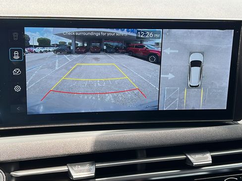 Used 2025 Hyundai Tucson Limited FWD image 20