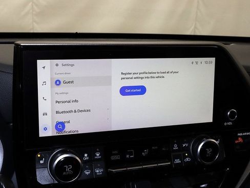 Used 2023 Toyota Highlander XLE image 17