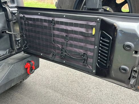 Used 2014 Jeep Wrangler Unlimited Sahara w/ Connectivity Group AWD/4WD image 17