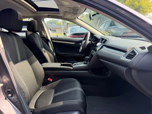 Used 2017 Honda Civic EX image 17