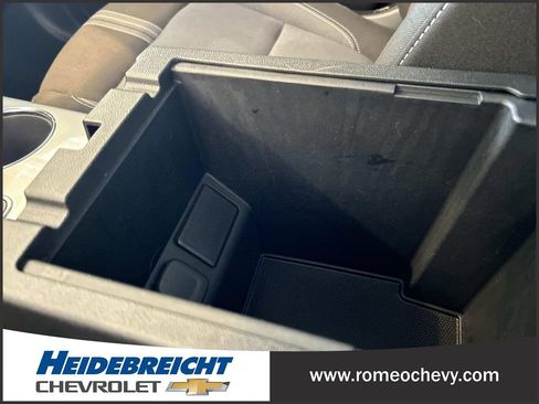 Used 2024 Chevrolet Blazer LT w/ Convenience Package FWD image 28