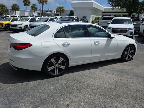 Used 2025 Mercedes-Benz C 300 Sedan image 8