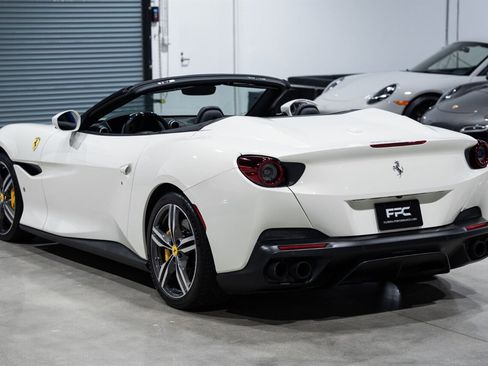 Used 2019 Ferrari Portofino image 71