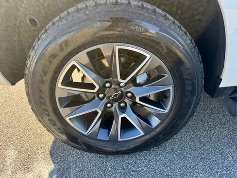 Used 2023 Chevrolet Tahoe Z71 w/ Z71 Off-Road Package image 6