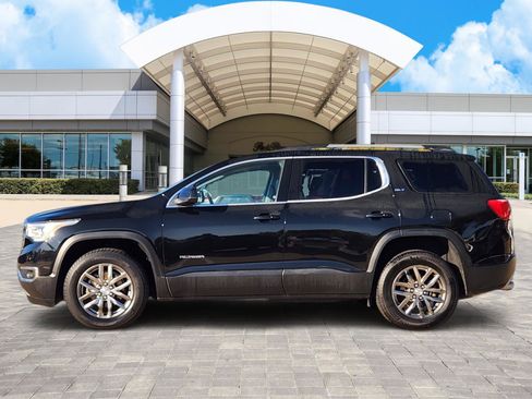 Used 2019 GMC Acadia SLT image 3