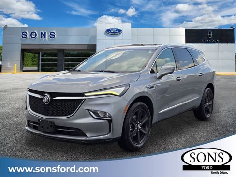 Used 2023 Buick Enclave Essence w/ Experience Buick Package image 1