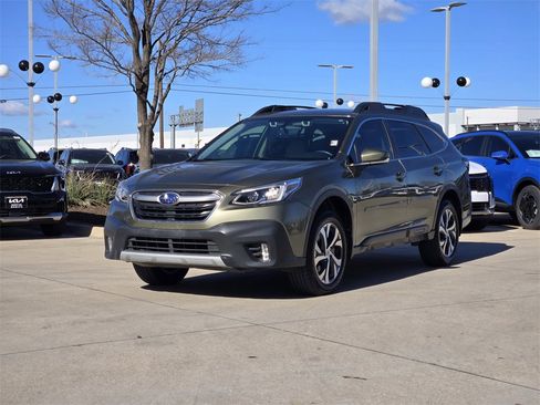 Used 2022 Subaru Outback Limited image 2