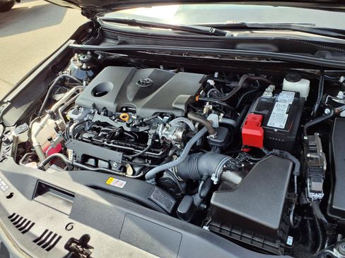 Certified 2024 Toyota Camry SE FWD image 8