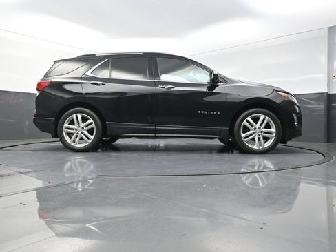 Used 2020 Chevrolet Equinox Premier FWD image 38