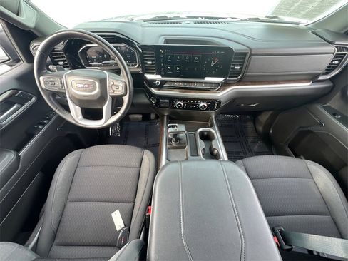 Used 2023 GMC Sierra 1500 Elevation w/ X31 Off-Road Package image 8