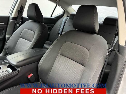 Used 2023 Nissan Altima 2.5 SV AWD/4WD image 13