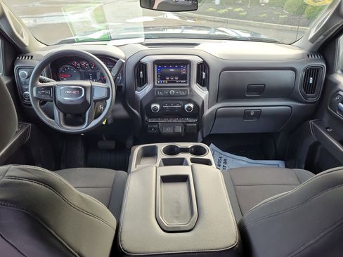Used 2020 GMC Sierra 1500 4x4 Crew Cab w/ Sierra Value Package image 8