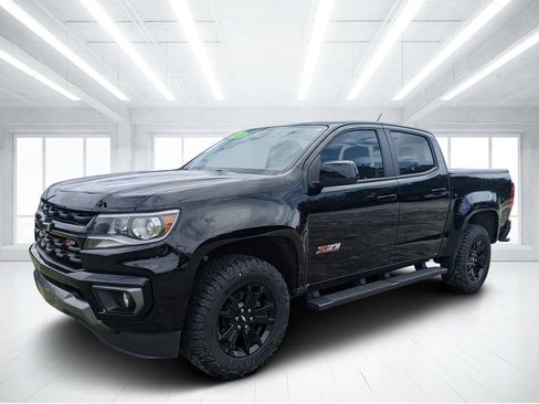 Used 2022 Chevrolet Colorado Z71 w/ Z71 Midnight Edition RWD image 7