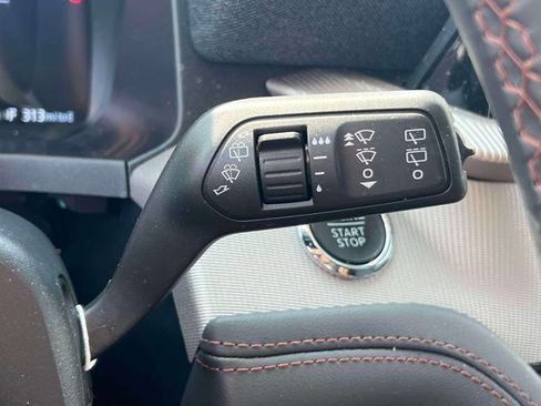 Used 2026 Ford Explorer Active AWD/4WD image 30