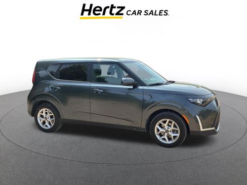 Used 2025 Kia Soul LX w/ LX Technology Package image 1