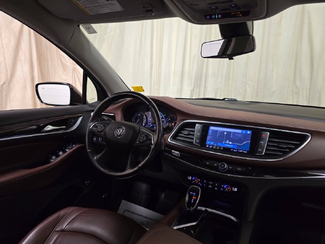 Used 2021 Buick Enclave Avenir w/ Avenir Technology Package AWD/4WD image 34