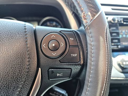 Used 2018 Toyota RAV4 XLE AWD/4WD image 20