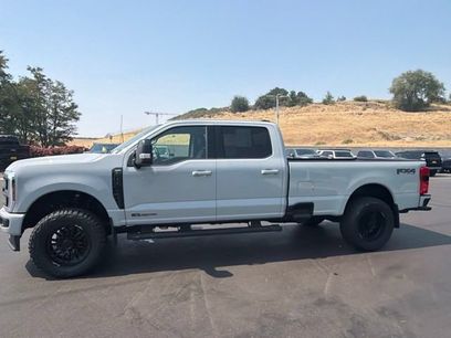 Used 2025 Ford F350 Lariat w/ Black Appearance Package