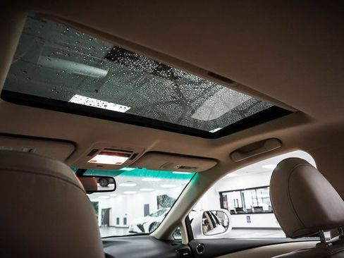 Used 2011 Lexus RX 350 2WD w/ Premium Pkg image 21