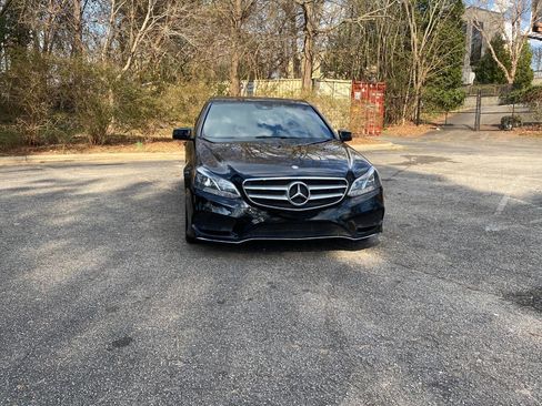 Used 2016 Mercedes-Benz E 350 Sedan image 2