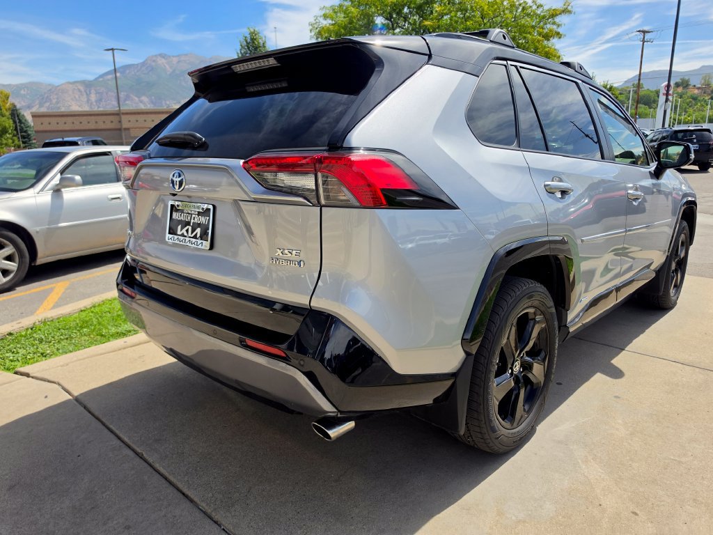 Used 2020 Toyota RAV4 XSE AWD/4WD image 5