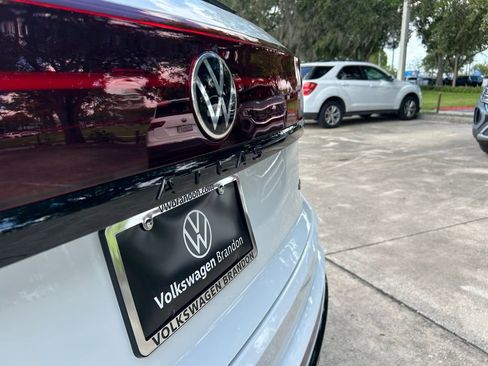 New 2026 Volkswagen Atlas Cross Sport SEL R-Line image 28