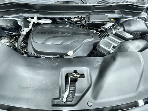 Used 2021 Honda Pilot Special Edition image 11