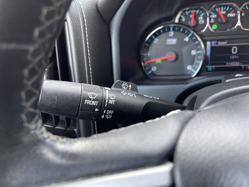 Used 2018 GMC Sierra 1500 SLT w/ SLT Premium Package image 21