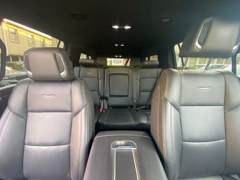 Used 2022 Cadillac Escalade ESV Luxury image 24