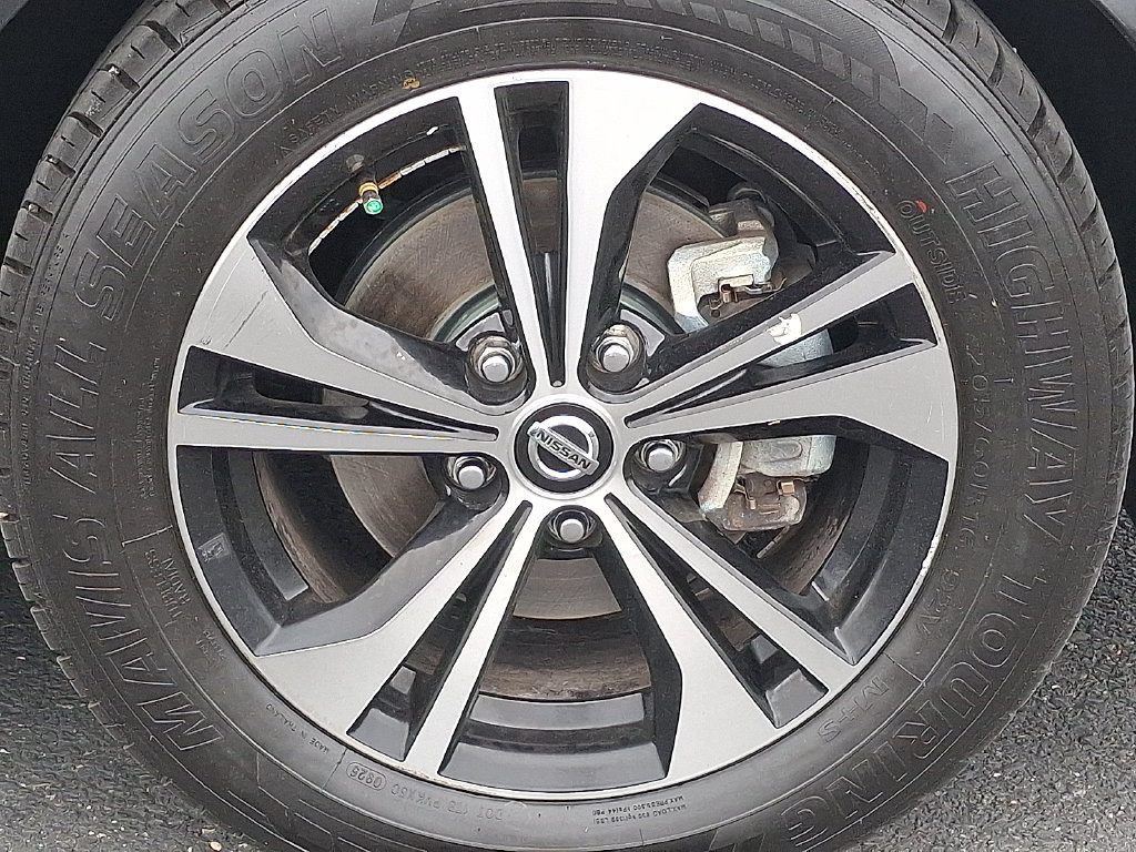 Used 2023 Nissan Sentra SV FWD image 8