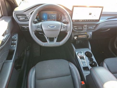 Used 2023 Ford Escape ST-Line w/ Tech Pack #1 image 11