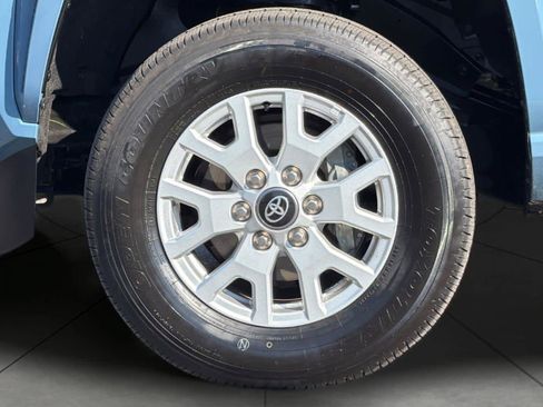 Used 2026 Toyota Tacoma SR5 AWD/4WD image 11