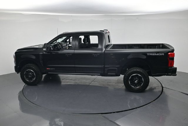 New 2026 Ford F250 Platinum w/ Tremor Off-Road Package AWD/4WD image 47