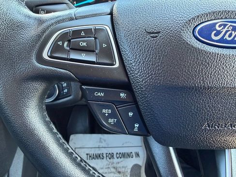 Used 2019 Ford Escape SEL w/ Ford Safe & Smart Package AWD/4WD image 4