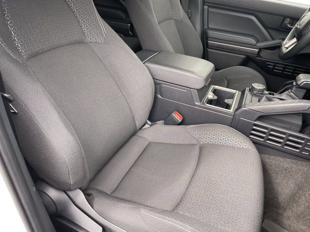 Used 2025 Toyota 4Runner SR5 AWD/4WD image 24